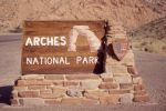 PICTURES/Arches National Park/t_Sign.jpg